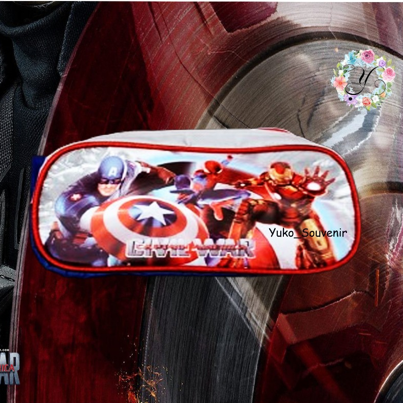 

Tempat Pensil Civil War Jumbo Gambar 2 Sisi Lapisan Satin Ada Pegangan Kotak Pensil Anak Kapten America Tempat Pensil Marvel