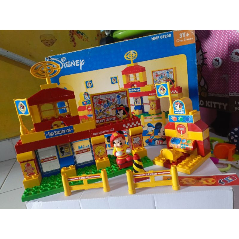 LEGO Original Disney mickey mouse fire station oxford