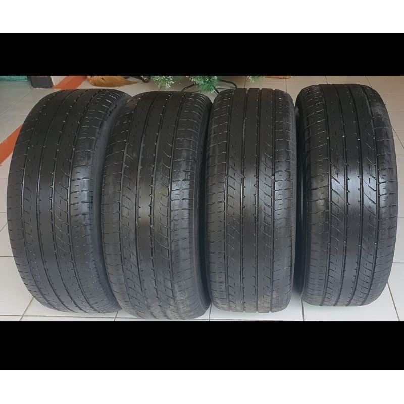Ban toyo tranpath R30 235/50R18