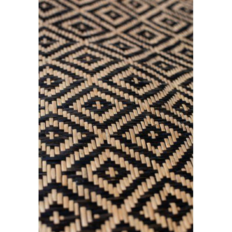 Anyaman sintetis lembaran motif liris