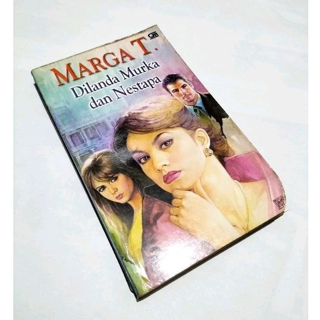 NOVEL DILANDA MURKA DAN NESTAPA