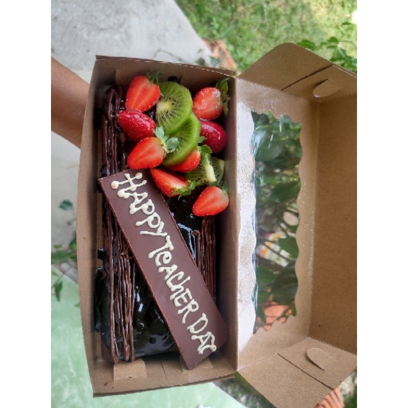 

BROWNIES TOPING BUAH