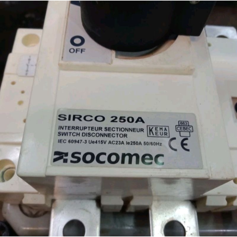 SIRCO SOCOMEC 250A 0-1