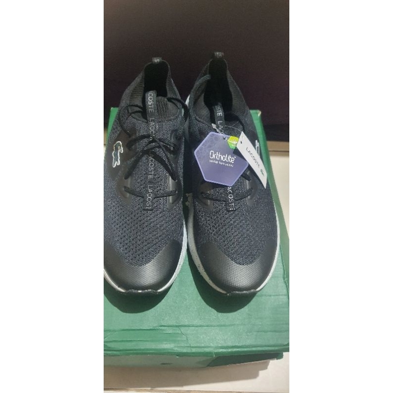 sepatu sneaker lacoste Baru