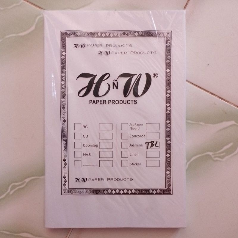 

1 Pak Kertas JASMINE ukuran F4 (kertas dengan efek gliter) (isi 100 lembar)