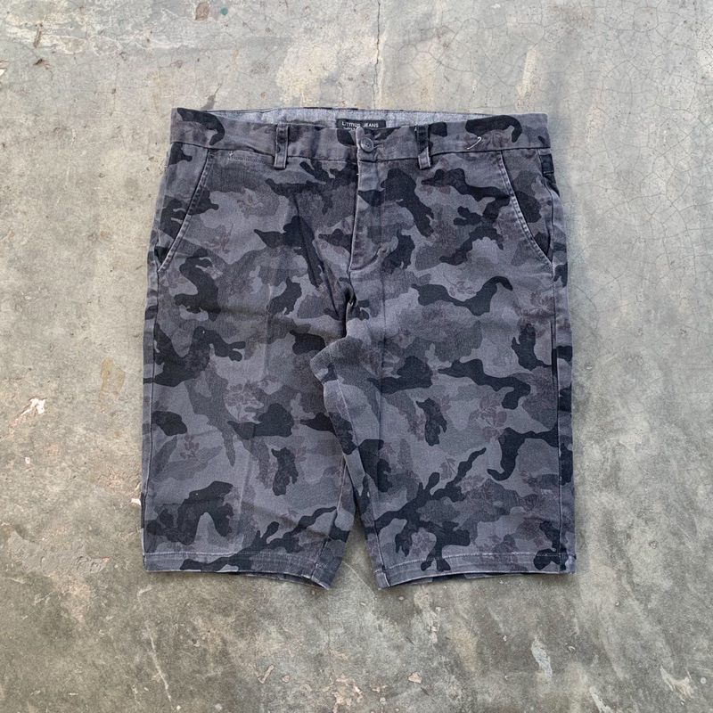 Celana Pendek Chinos Litmus