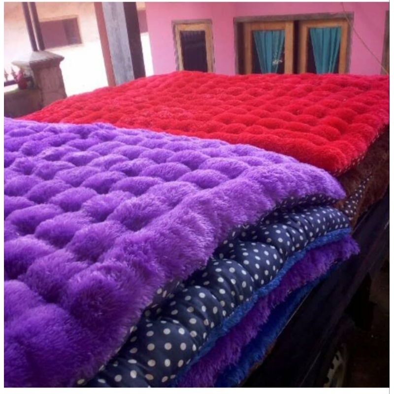 Kasur Gender Bulu rasfur / Kasur Bulu + Bonus 2 Bantal uk 180 * 140