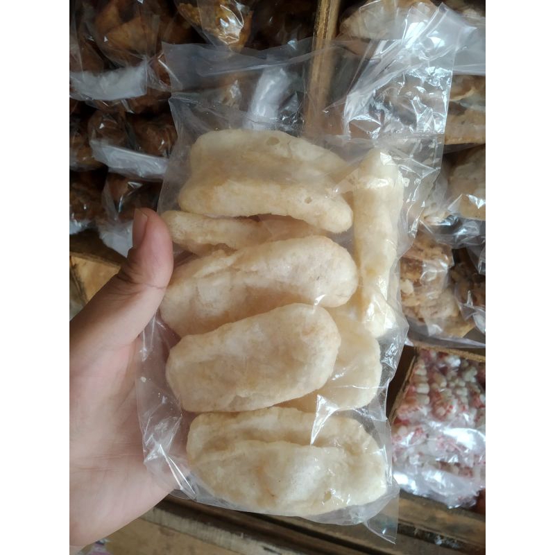 

Siomay lidah toping seblak dan bisa juga toping lumpiah basah