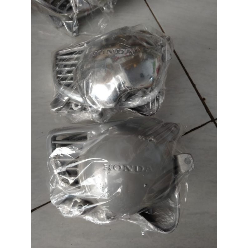 Cover tutup kalter bak blok mesin Honda c70 PNP Grand Supra set kanan kiri