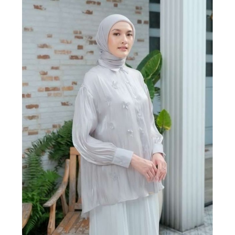 Muda official - Fei shirt silver preloved