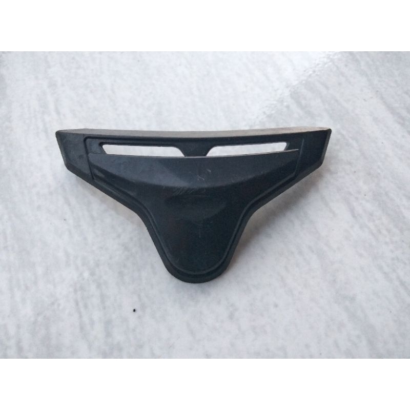 ventilasi mulut helm Yamaha Cargloss Vixion