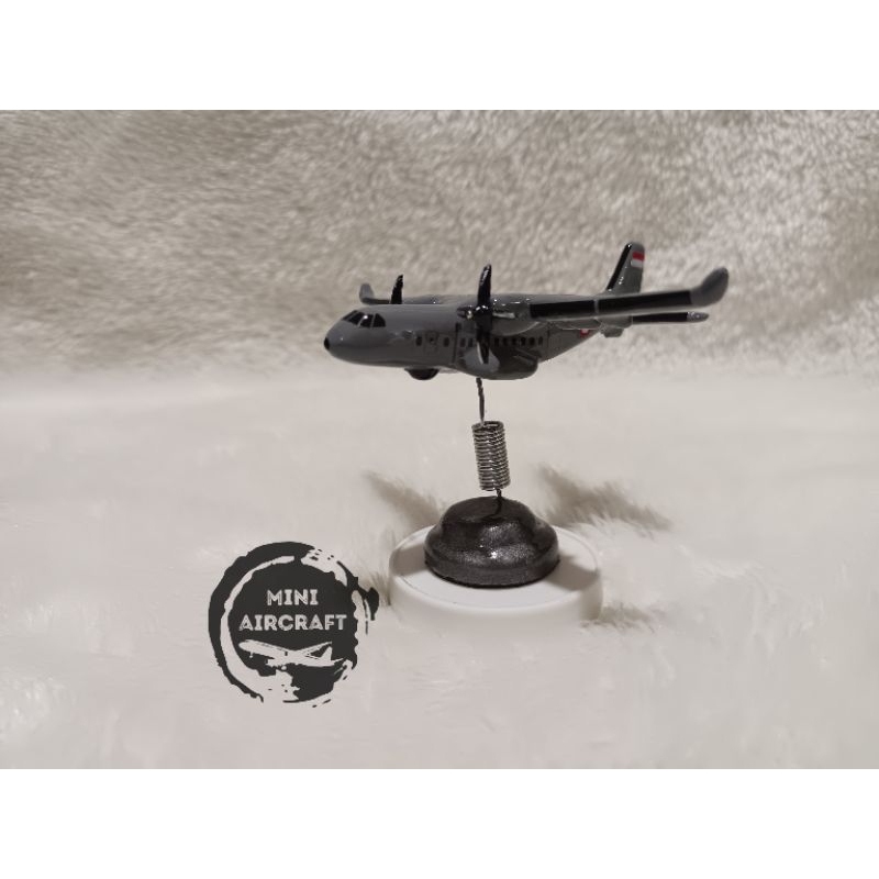 Cn235 Miniatur Pesawat CN 235 Pesawat TNI AL