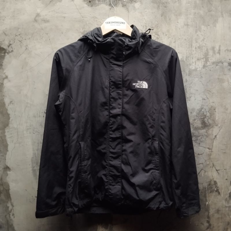 TNF HYVENT HITAM