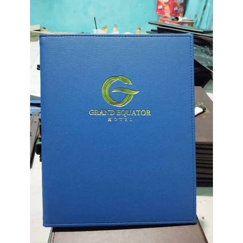 

costum logo buku menu cafe dan hotel ukuran A4