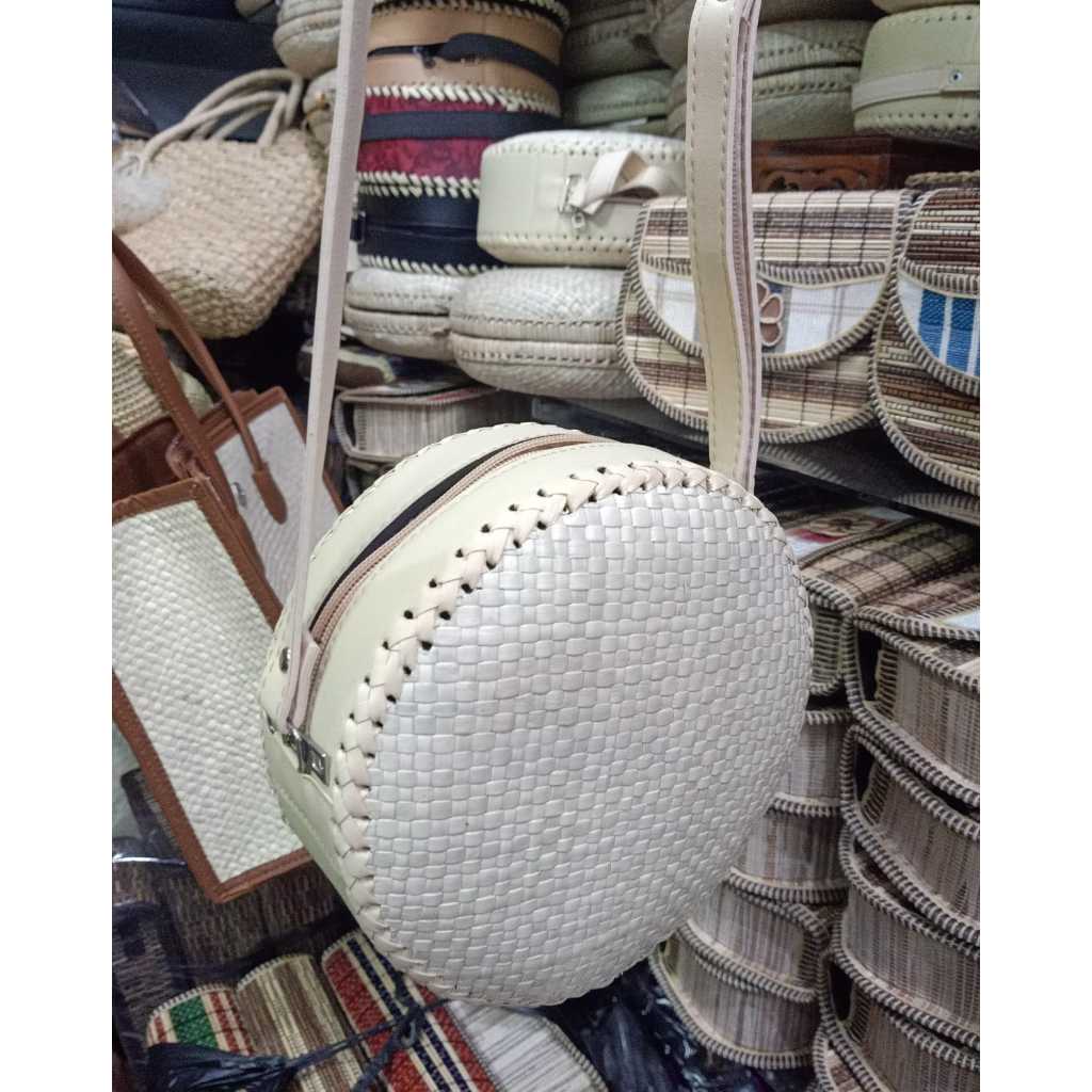 Tas Pandan Anyaman Bag Raisa Buat Pesta