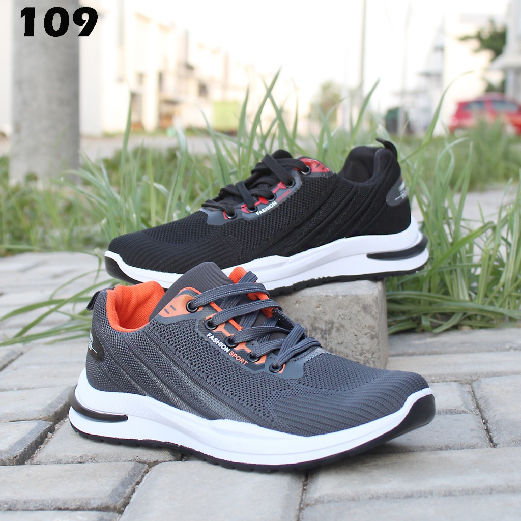 TERBARUUU Sepatu Kasual Sporty Pria Trendy Ringan Sepatu Sneakers Kanvas Pria Import M109 Sneakers O