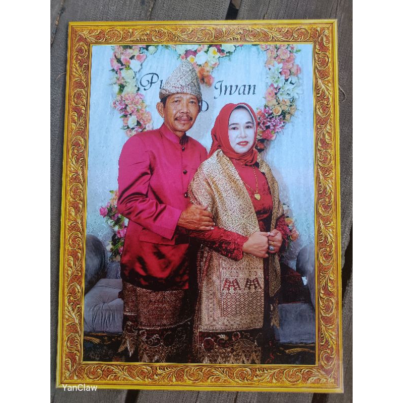 Foto 16r + Bingkai mdf