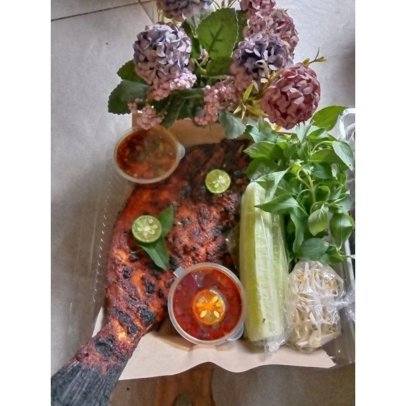 

IkanBakarDorang // IkanBakar KakapMerah // IkanBakar Patikoli