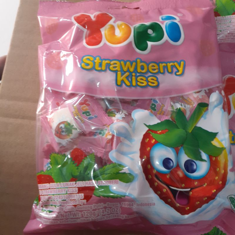 

PERMEN YUPI KISS STRAWBERRY 120GRAM CEMILAN SNACK KILOAN