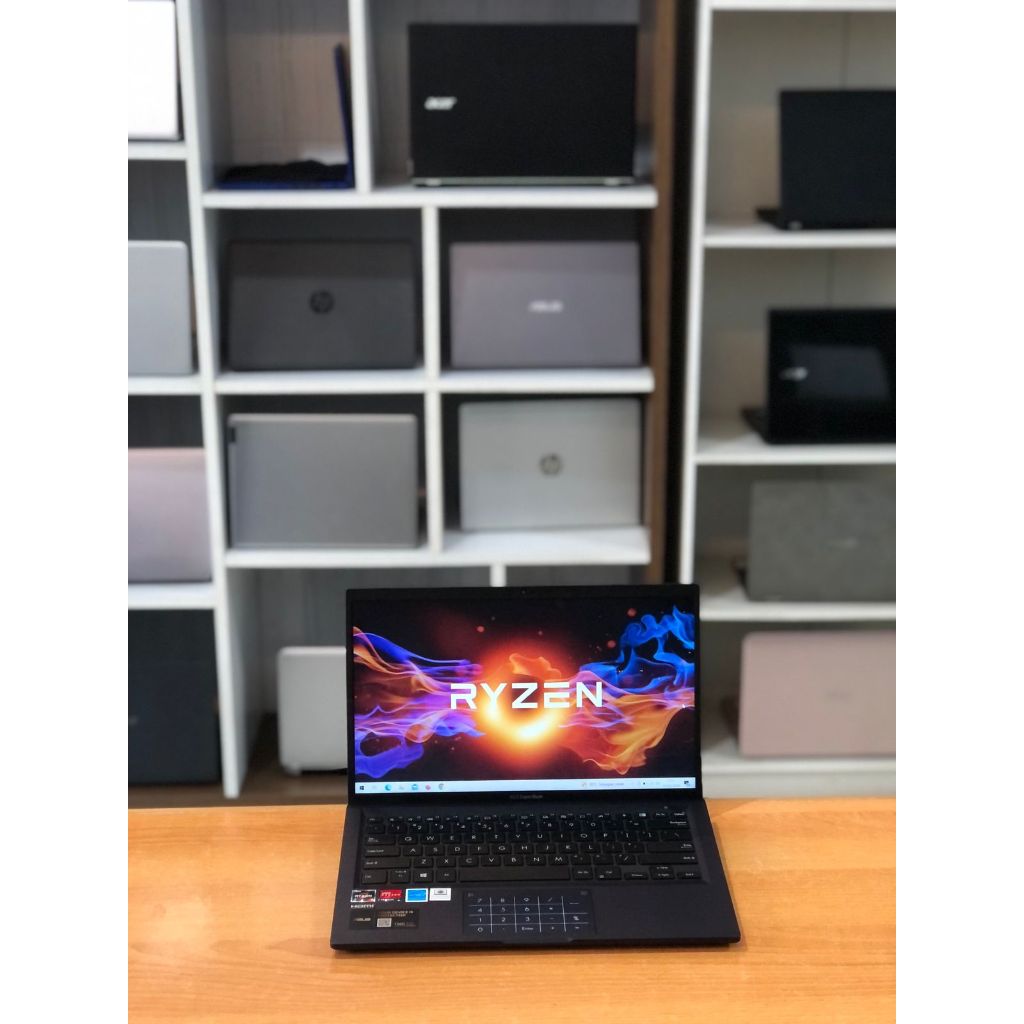 ASUS EXPERTBOOK A1400D| AMD RYZEN 3-3200U|RAM8 GB | SSD 256 GB | LIKENEW