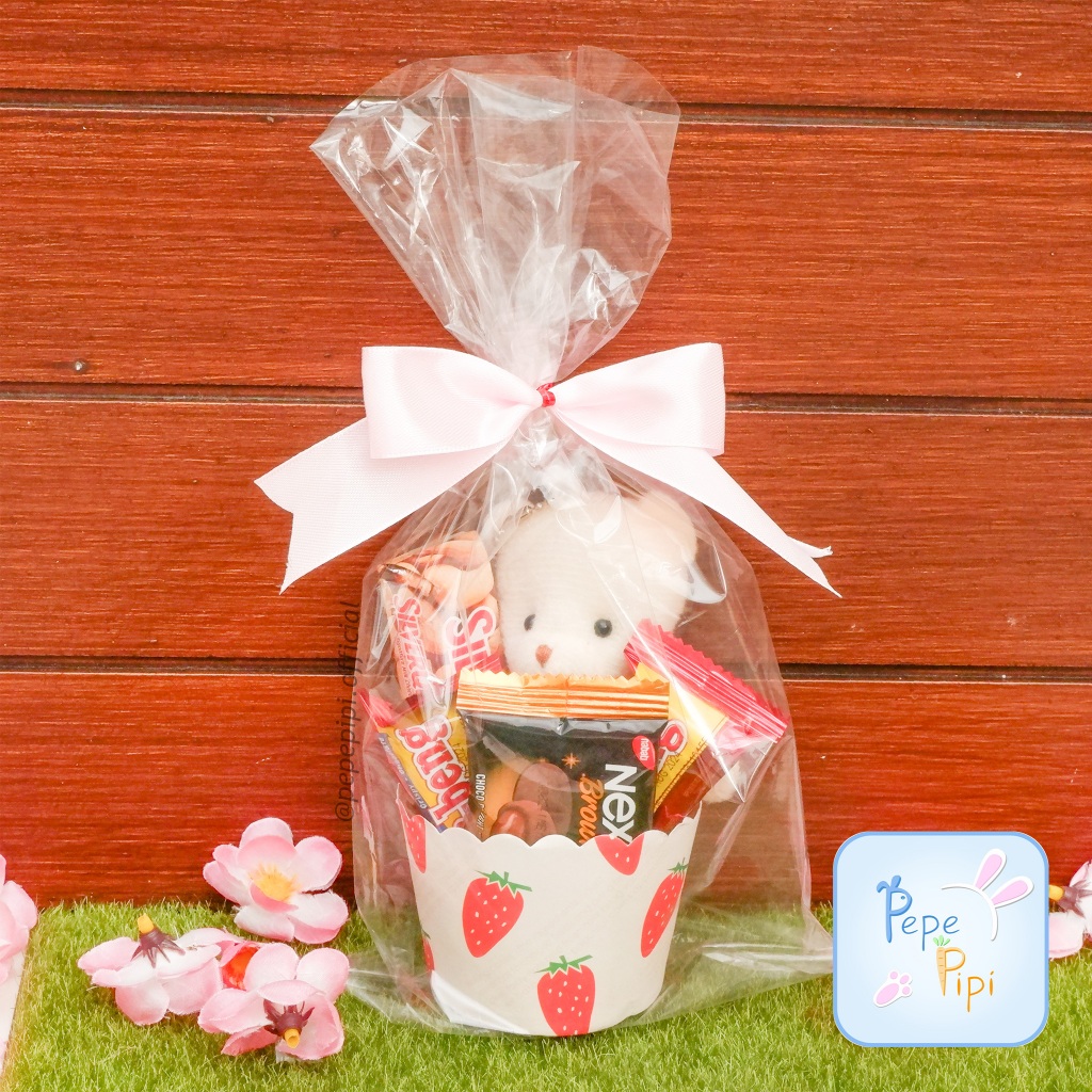 

Mini Gift Snack / Hampers Snack / Bingkisan Snack Cup Gift Kado Valentin Set coklat Silverqueen Kue Hadiah Bingkisan Makanan kasih sayang love boneka bear beruang Hadiah Buket