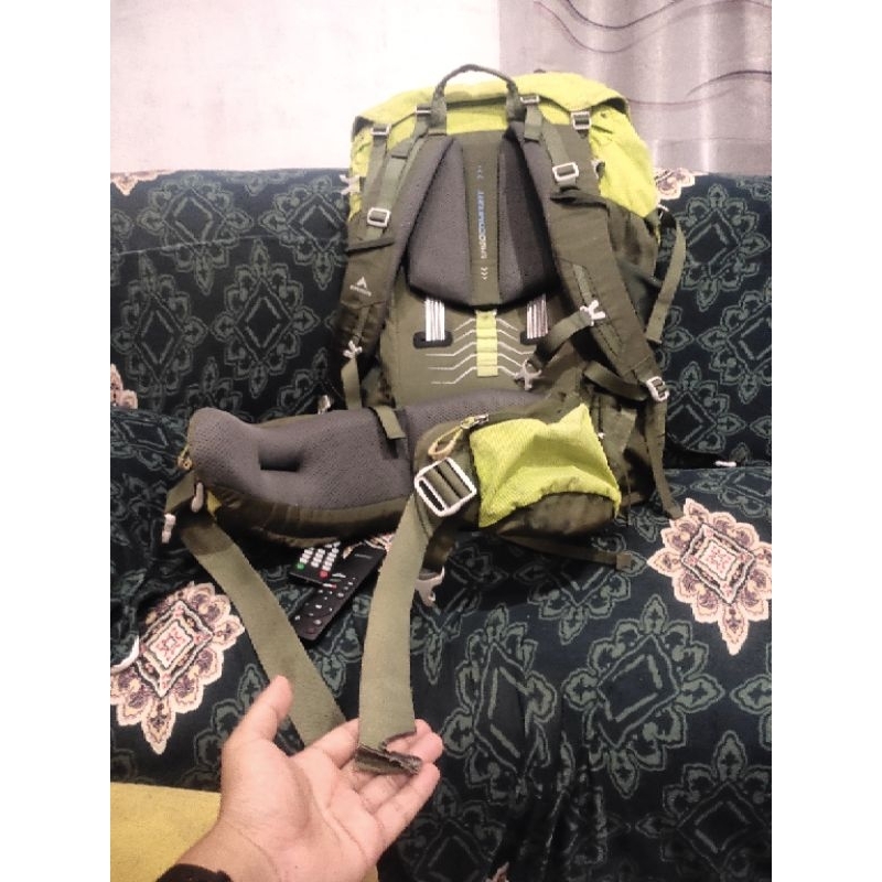 Tas Gunung Equator Trek 65 warna lime, second