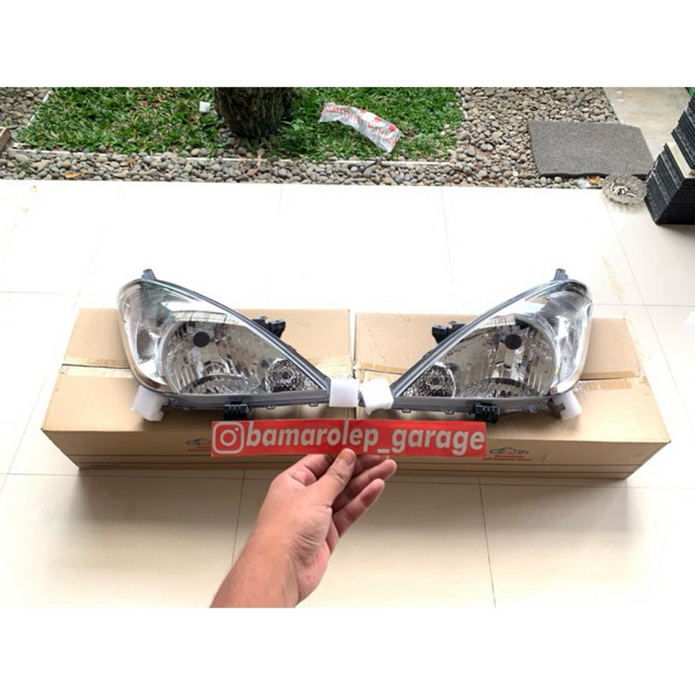 headlamp lampu depan innova 2004-2010 NHF