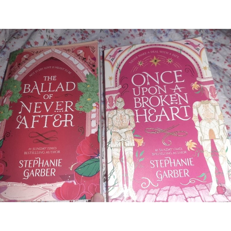 Once Upon a Broken Heart //The Ballad of Never After (Preloved)