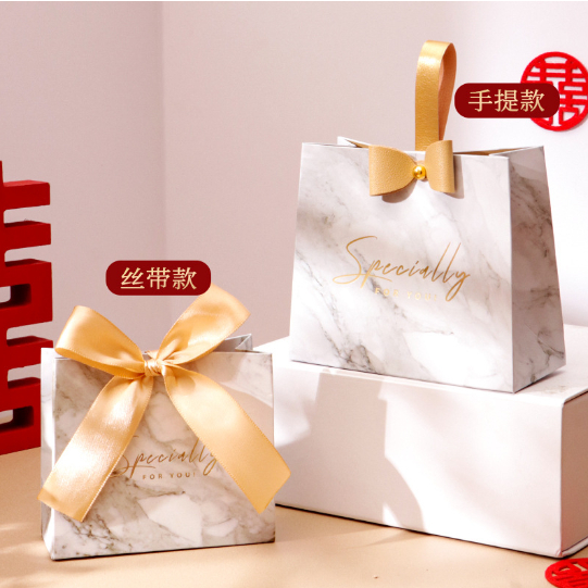 

Kotak Kado Wedding/ Kotak Souvenir Pernikahan / Paperbag Souvenir / Kotak Hadiah Hamper