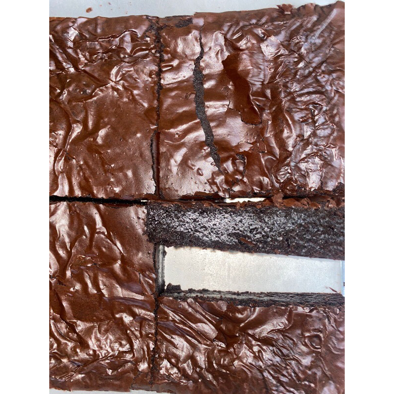 

BROWNIES MELTED DRAK CHOCOLATE SIZE 20x10CM