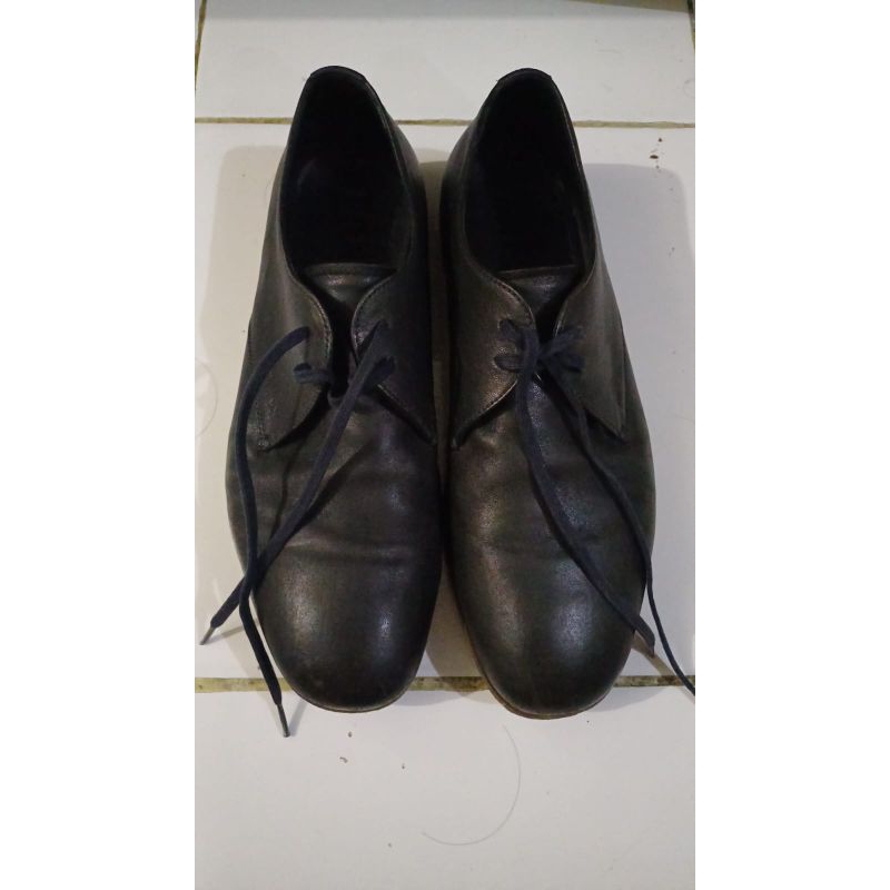 sepatu PRADA authentic