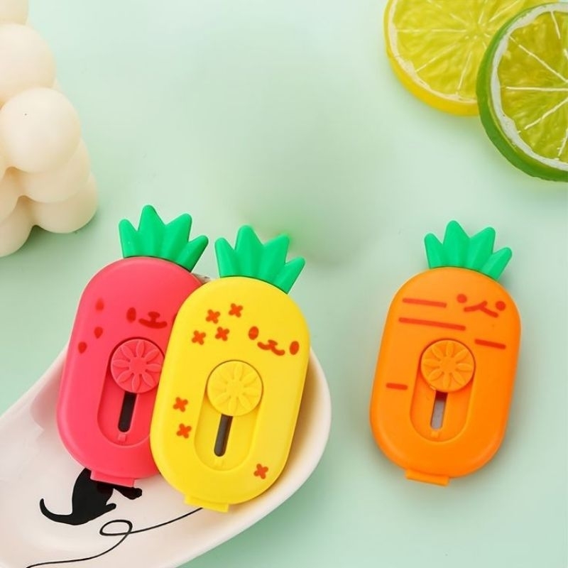 

MINI CUTTER LUCU PORTABLE/PISAU PEMOTONG KERTAS DAN PAKET UNBOXING SERBAGUNA