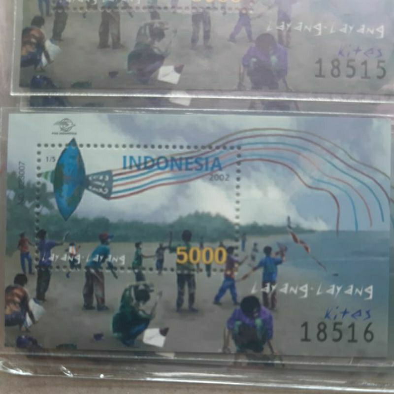 

Perangko Indonesia Layang Layang 2002 sheet 1 prangko