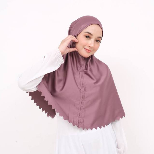 Bergo Silk Premium - Hijab Instan - Kerudung Bergo Motif Polos - Bergo Silk Lasercut