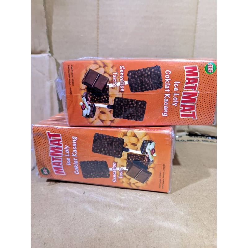 

MatMat ice Loly Cokelat Kacang 1pak isi 12 box.@16 gr