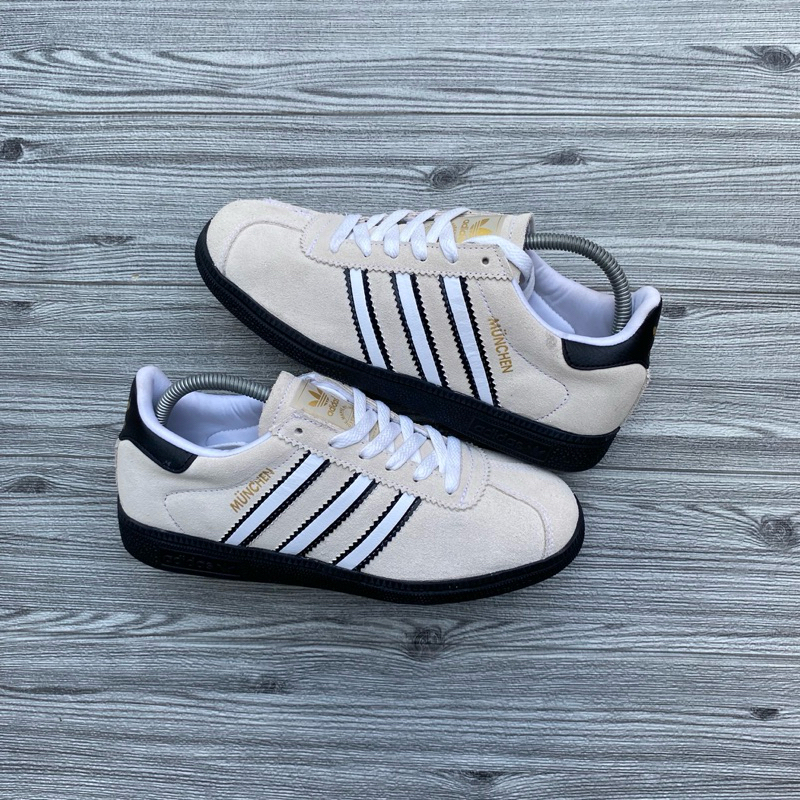 Adidas Munchen Second Size 41