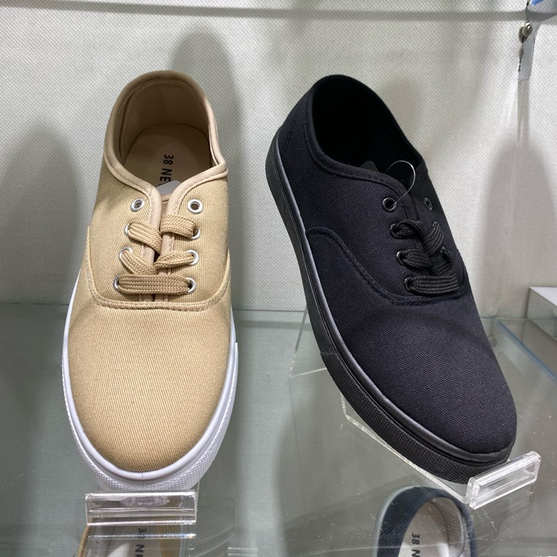 Nevada Sepatu Sneakers Kanvas Wanita 36-40 Super Comfy