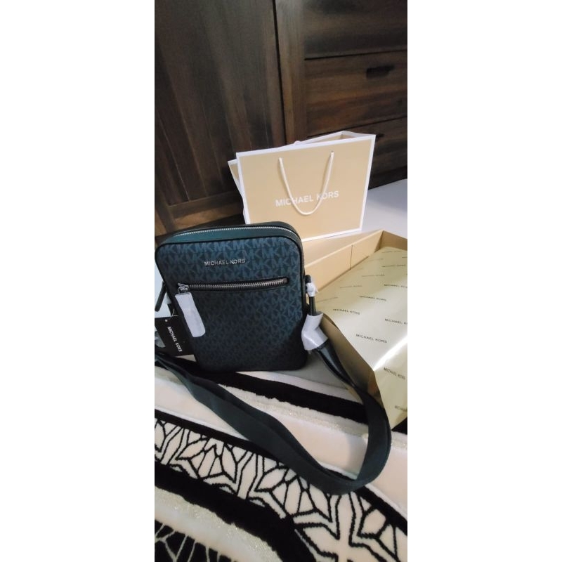 Authentic NWT MK Flight Bag Pale Blue Tas Pria