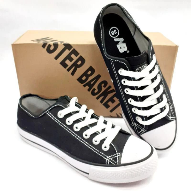 SEPATU SEKOLAH MB 807 HITAM PUTIH TALI PRIA DAN WANITA