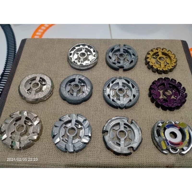 Beyblade Metal Fight Metal wheel only