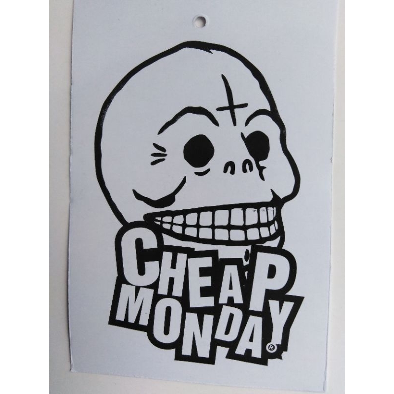 

Hangtag gantung /hangtag murah/hangtag cheap monday/hangtag baju/hangtag celana