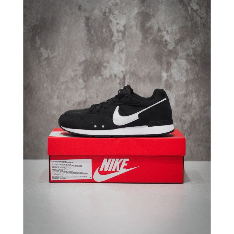 NIKE VENTURE RUNNER BLACK WHITE [CK2944-002] ORIGINAL
