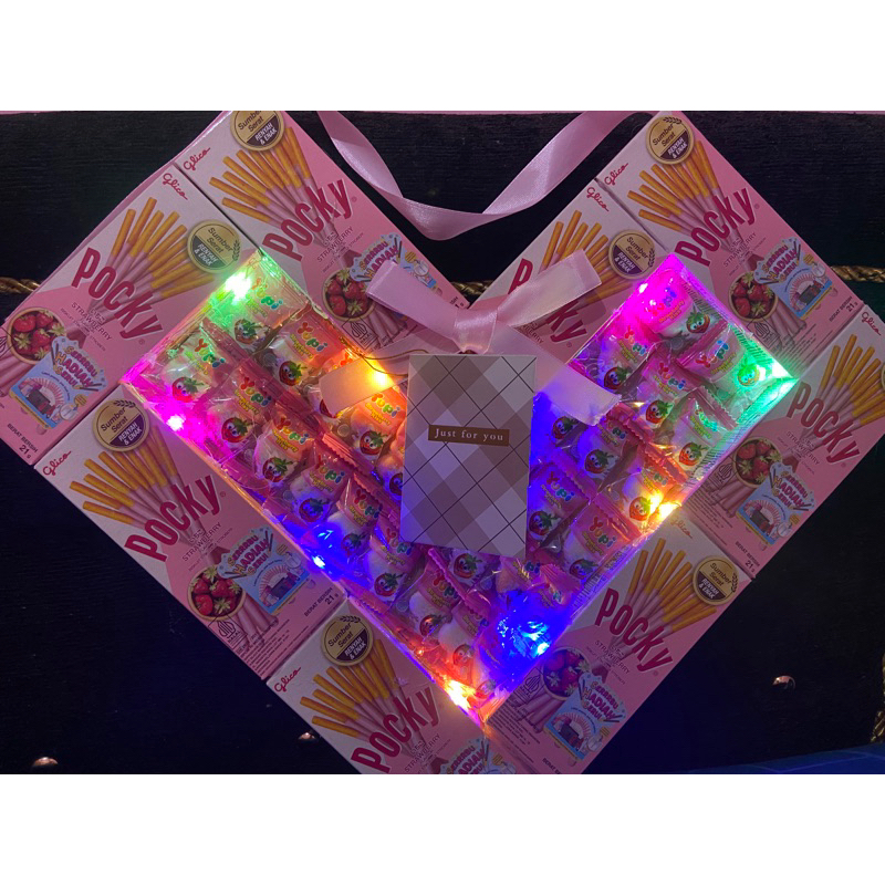 

Pocky Bentuk Love YUPI + Lampu