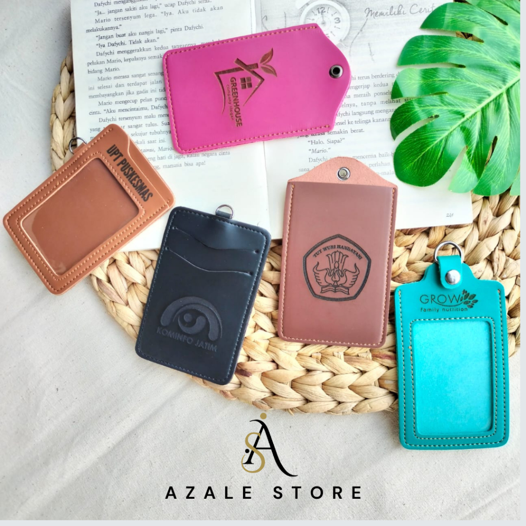 

Name Tag Kulit Custom Logo dan Nama ID Card Custom Design Grafir Kulit Berbagai Model Name Tag