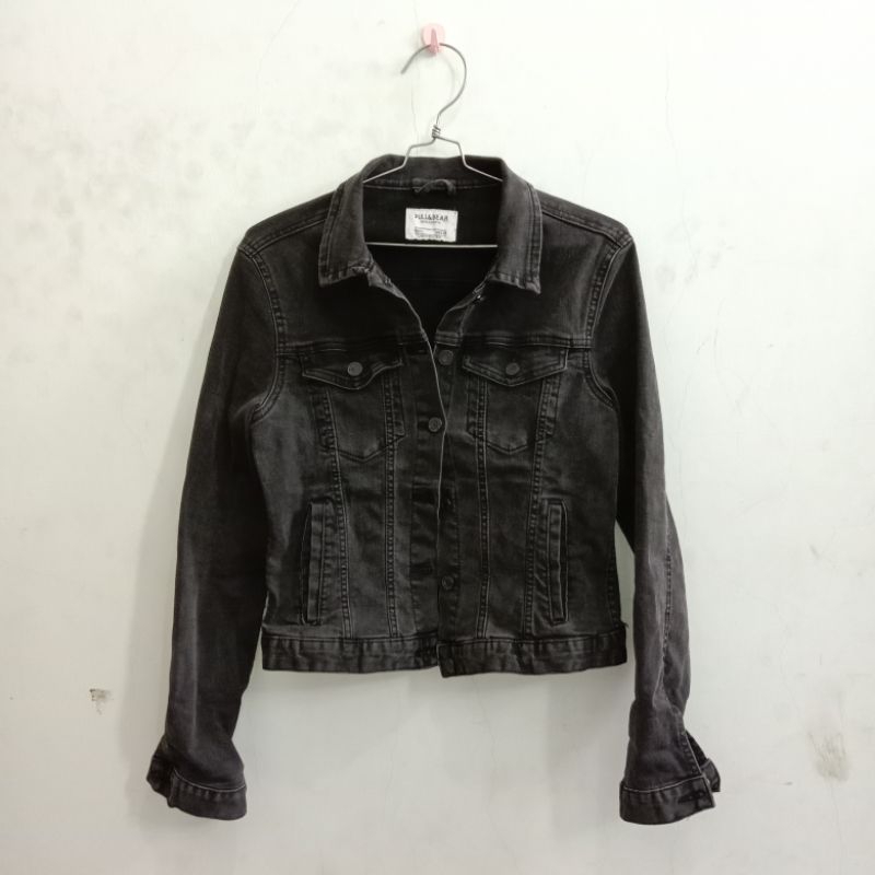 [ PRELOVED, baca deskripsi ] Pull & Bear Black Denim Jacket size L