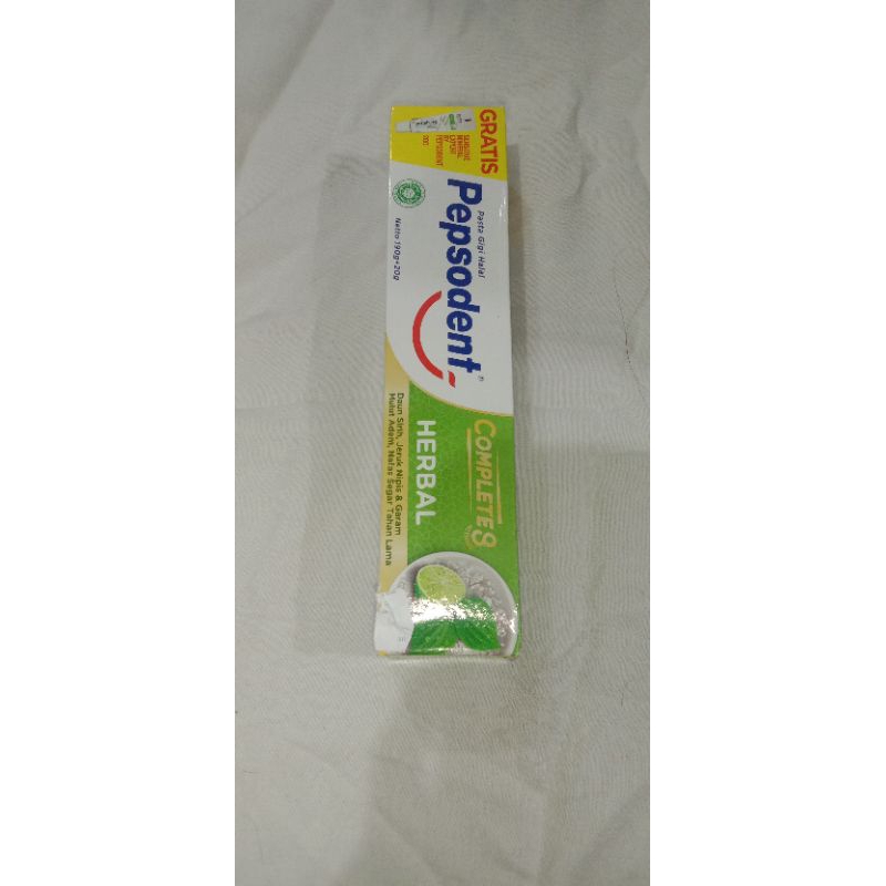 Pasta gigi / odol Pepsodent Herbal Complete 8 190 gr + 20gr, complete 8 siwak & mint