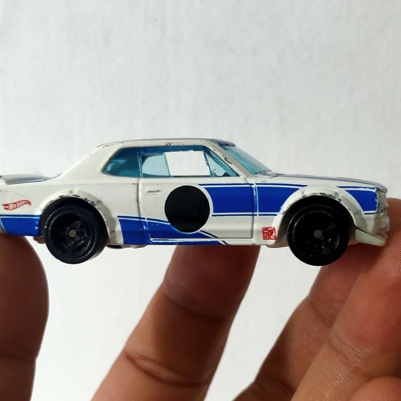 Hotwheels Nissan Skyline 2000gt loose
