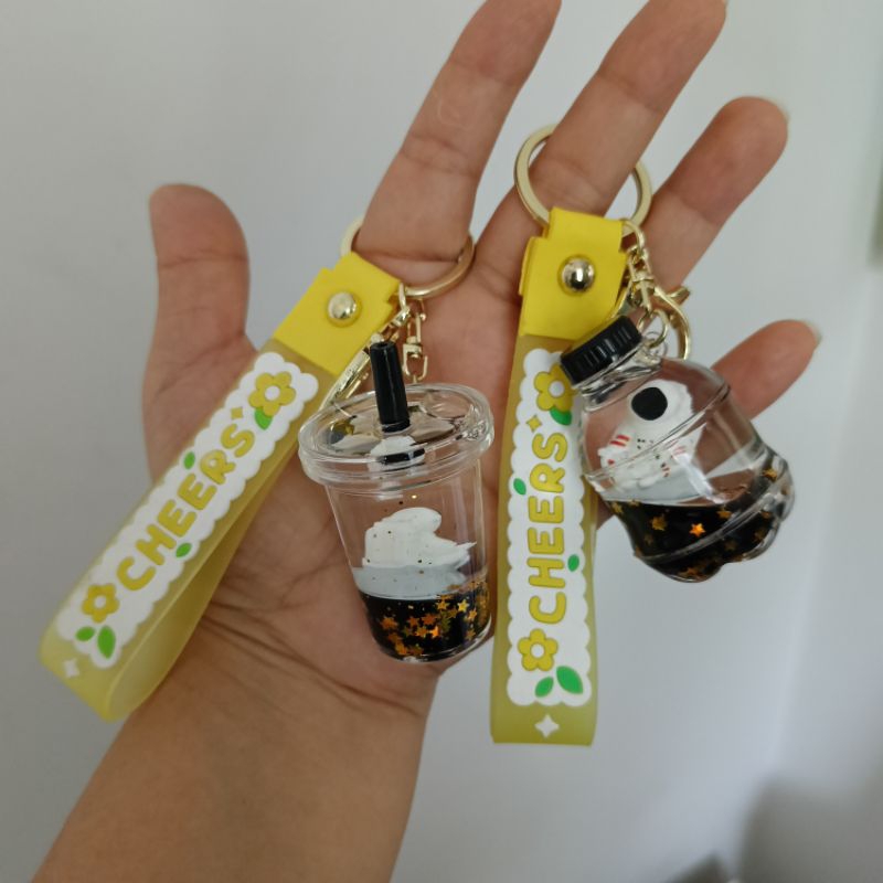 Gantungan kunci Boba astronot / Ganci bubble tea / Gantungan tas premium/ gantungan kunci mobil moto