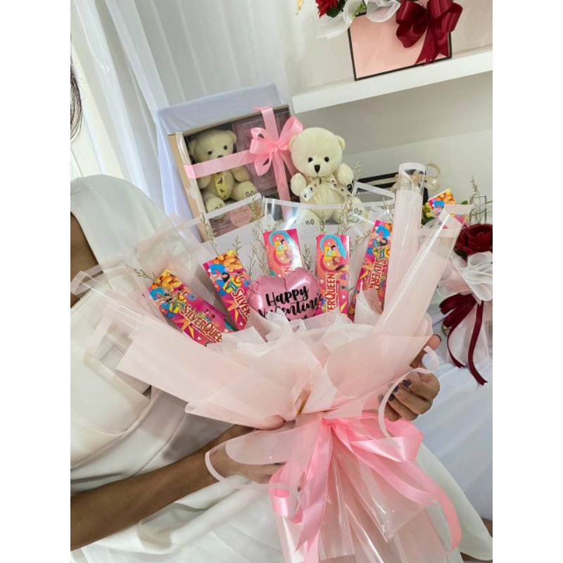 

Buket Valentine / Hadiah Valentine / Buket Snack / Buket Makassar / Buket Murah Makassar