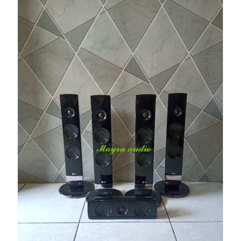 sett speker ex Home Theater LG. Pasif
